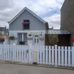 https://gite-the-georgette-house.inbrittany.com
