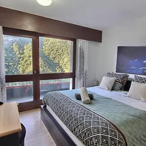 https://gite-le-belvedere-au-refuge-du-phoenix-echevis.hotels-rhonealpes.com